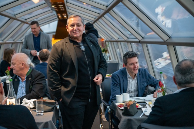 Der Mensch hinter dem Netzwerk